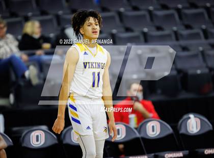 Thumbnail 3 in Omaha North vs. Omaha Northwest photogallery.