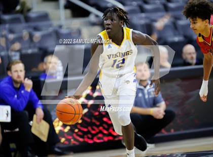 Thumbnail 3 in Omaha North vs. Omaha Northwest photogallery.