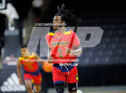 Thumbnail 2 in Omaha North vs. Omaha Northwest photogallery.