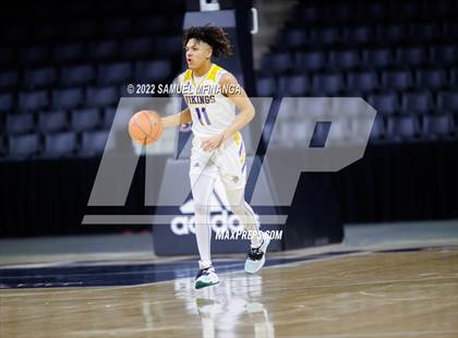 Thumbnail 1 in Omaha North vs. Omaha Northwest photogallery.