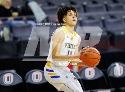 Thumbnail 1 in Omaha North vs. Omaha Northwest photogallery.