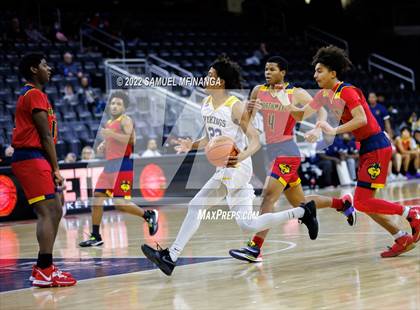 Thumbnail 3 in Omaha North vs. Omaha Northwest photogallery.