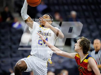 Thumbnail 1 in Omaha North vs. Omaha Northwest photogallery.