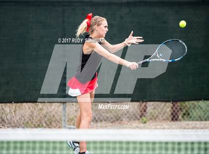 Thumbnail 1 in Mission Hills vs. Classical Academy (CIF SDS D3 Final) photogallery.