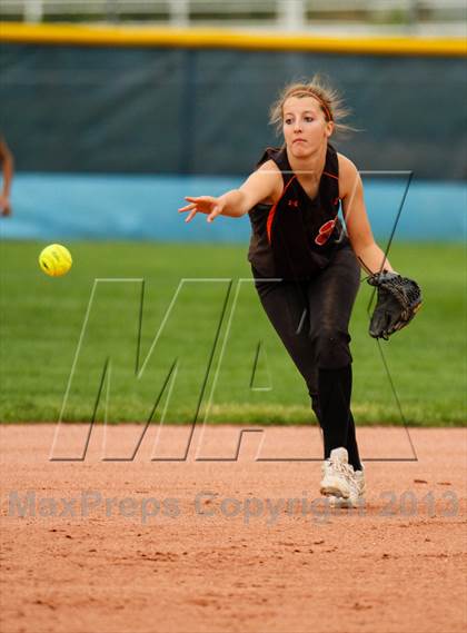 Thumbnail 1 in Lakewood @ Ralston Valley photogallery.