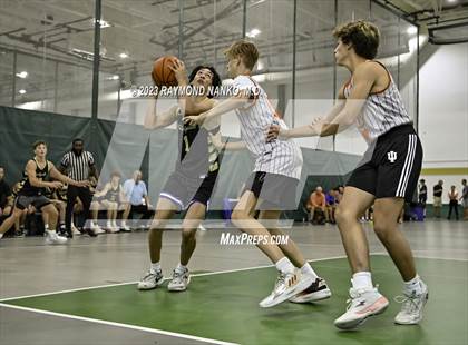Thumbnail 1 in Silver Creek v Shelbyville (Charlie Hughes Shootout) photogallery.