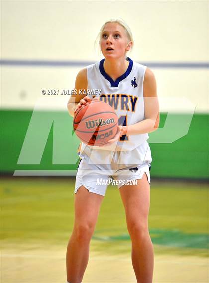 Thumbnail 1 in Southeast Career Tech vs Lowry (Gator Winter Classic) photogallery.