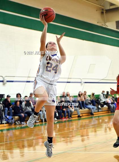 Thumbnail 1 in Southeast Career Tech vs Lowry (Gator Winter Classic) photogallery.