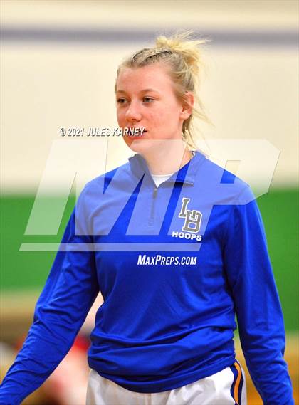 Thumbnail 2 in Southeast Career Tech vs Lowry (Gator Winter Classic) photogallery.