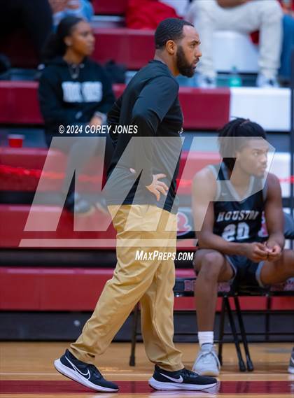 Thumbnail 1 in Houston County vs Warner Robins  photogallery.