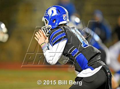 Thumbnail 1 in Southington vs Darien (CIAC Class LL Semifinal) photogallery.