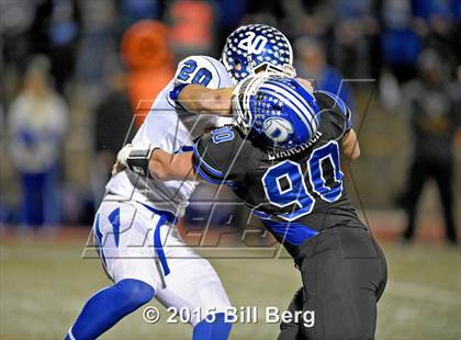 Thumbnail 2 in Southington vs Darien (CIAC Class LL Semifinal) photogallery.