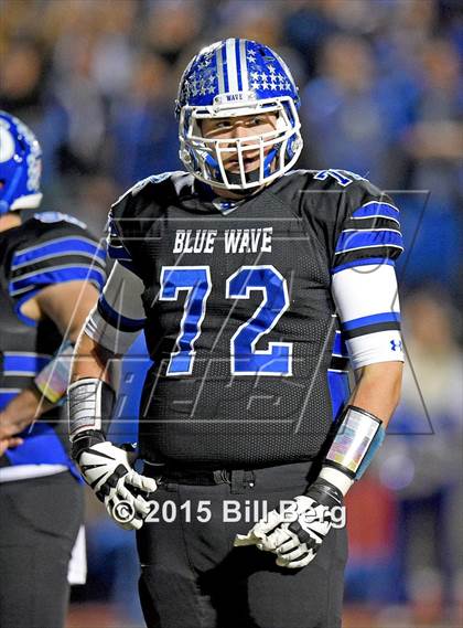 Thumbnail 3 in Southington vs Darien (CIAC Class LL Semifinal) photogallery.