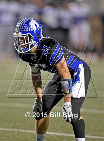 Thumbnail 1 in Southington vs Darien (CIAC Class LL Semifinal) photogallery.