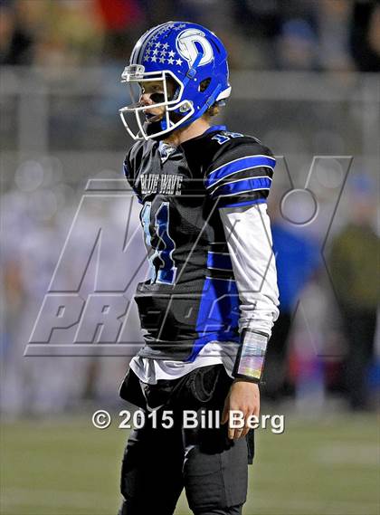 Thumbnail 1 in Southington vs Darien (CIAC Class LL Semifinal) photogallery.