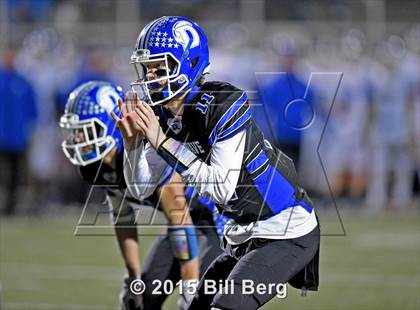 Thumbnail 2 in Southington vs Darien (CIAC Class LL Semifinal) photogallery.