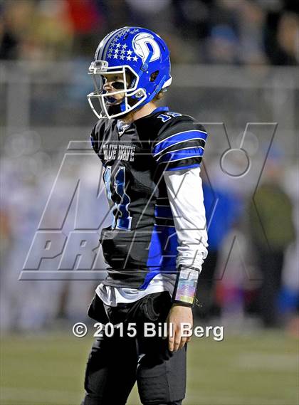Thumbnail 3 in Southington vs Darien (CIAC Class LL Semifinal) photogallery.
