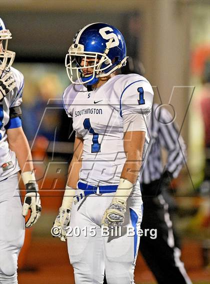 Thumbnail 2 in Southington vs Darien (CIAC Class LL Semifinal) photogallery.