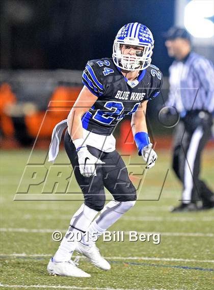 Thumbnail 3 in Southington vs Darien (CIAC Class LL Semifinal) photogallery.