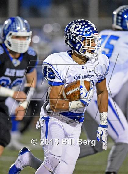 Thumbnail 2 in Southington vs Darien (CIAC Class LL Semifinal) photogallery.