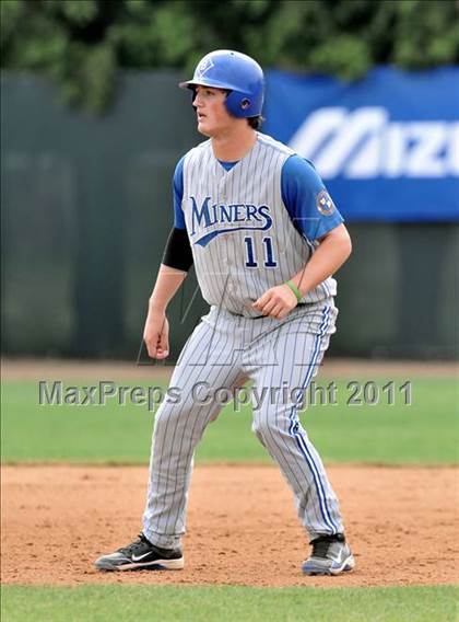 Thumbnail 3 in Bingham vs. St. Francis (Hard 9 National Classic) photogallery.