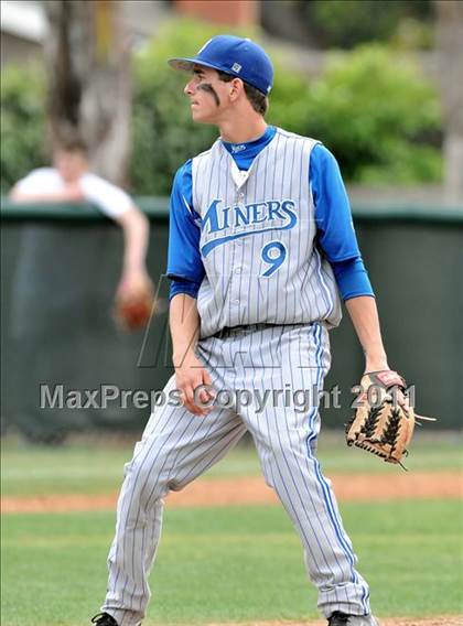 Thumbnail 1 in Bingham vs. St. Francis (Hard 9 National Classic) photogallery.