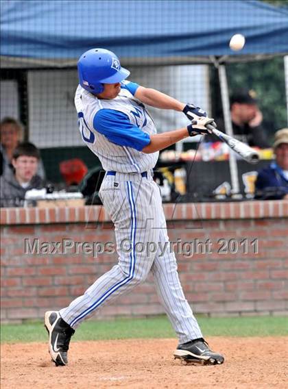 Thumbnail 2 in Bingham vs. St. Francis (Hard 9 National Classic) photogallery.