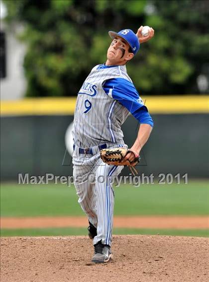 Thumbnail 2 in Bingham vs. St. Francis (Hard 9 National Classic) photogallery.