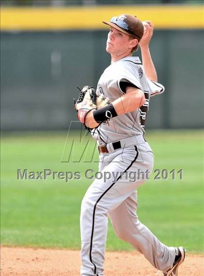 Thumbnail 2 in Bingham vs. St. Francis (Hard 9 National Classic) photogallery.