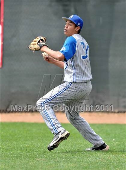Thumbnail 1 in Bingham vs. St. Francis (Hard 9 National Classic) photogallery.