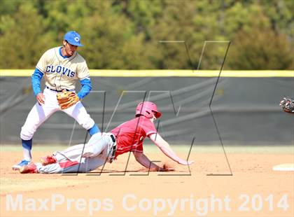 Thumbnail 3 in Clovis vs. Gainesville (National High School Invitational) photogallery.