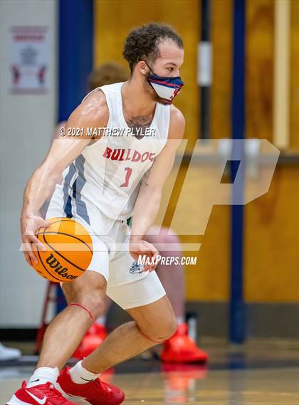 Thumbnail 2 in Terry Sanford vs. Northwood (NCHSAA 3A - Third Round) photogallery.