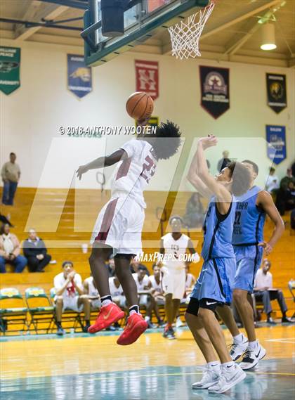 Thumbnail 2 in  Trinity Christian vs Panther Creek (Hoops and Dreams Showcase) photogallery.