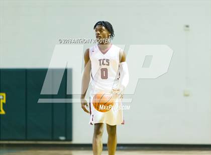 Thumbnail 1 in  Trinity Christian vs Panther Creek (Hoops and Dreams Showcase) photogallery.
