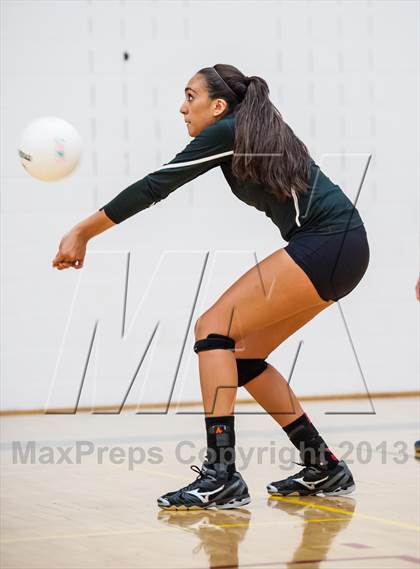 Thumbnail 2 in Douglas County vs. Skyline (Smoky Hill Buff Classic) photogallery.