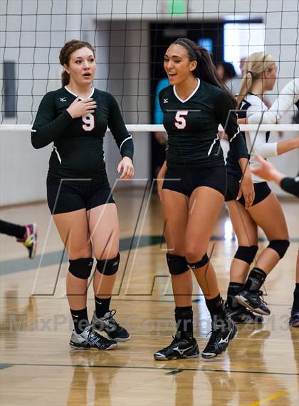 Thumbnail 3 in Douglas County vs. Skyline (Smoky Hill Buff Classic) photogallery.