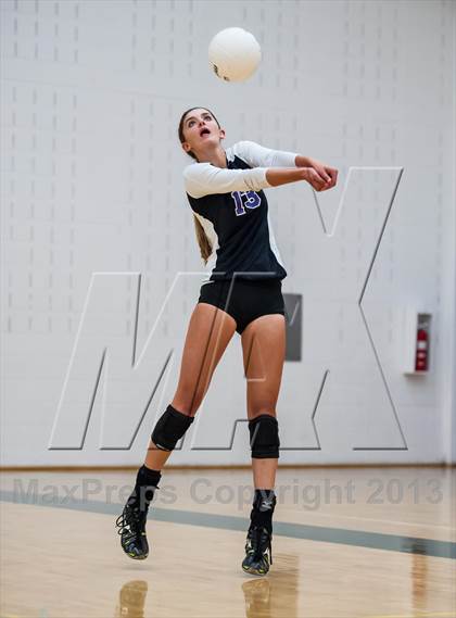 Thumbnail 1 in Douglas County vs. Skyline (Smoky Hill Buff Classic) photogallery.