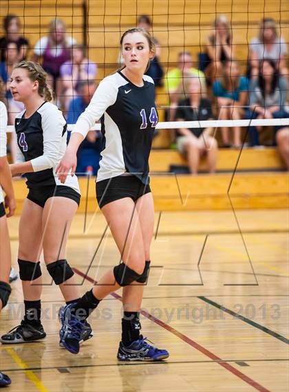 Thumbnail 2 in Douglas County vs. Skyline (Smoky Hill Buff Classic) photogallery.