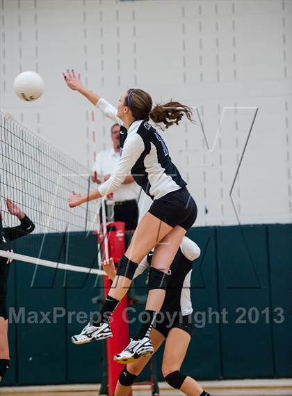 Thumbnail 3 in Douglas County vs. Skyline (Smoky Hill Buff Classic) photogallery.