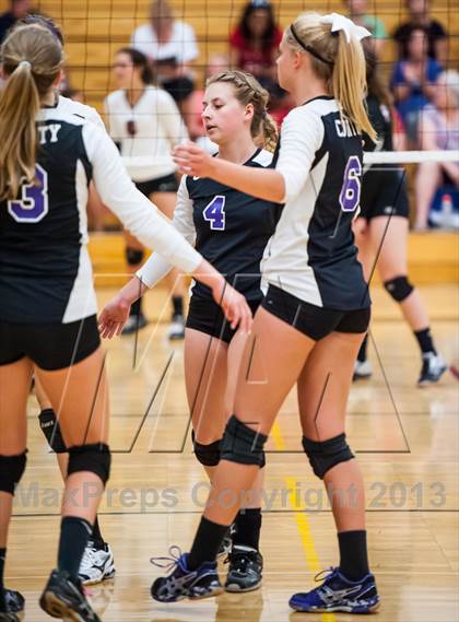 Thumbnail 2 in Douglas County vs. Skyline (Smoky Hill Buff Classic) photogallery.