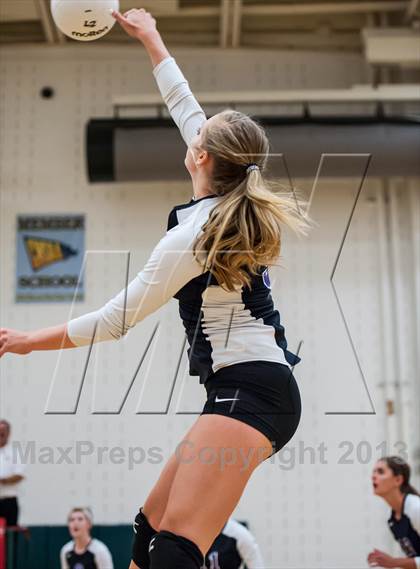 Thumbnail 3 in Douglas County vs. Skyline (Smoky Hill Buff Classic) photogallery.