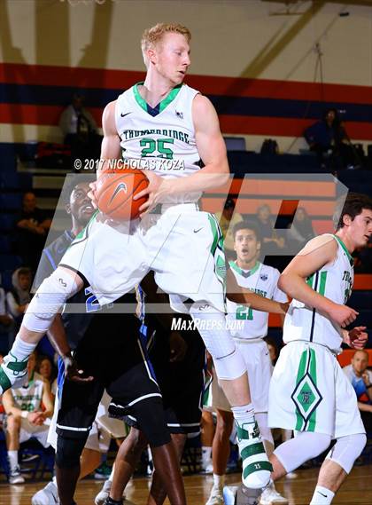 Thumbnail 3 in Godby vs. ThunderRidge (Tarkanian Classic) photogallery.