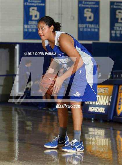 Thumbnail 2 in Alta Loma vs. Gabrielino (Shereise Edmonds Memorial Tournament) photogallery.