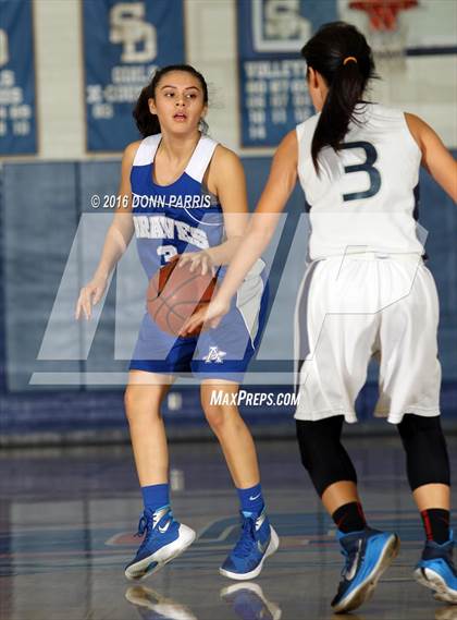 Thumbnail 2 in Alta Loma vs. Gabrielino (Shereise Edmonds Memorial Tournament) photogallery.
