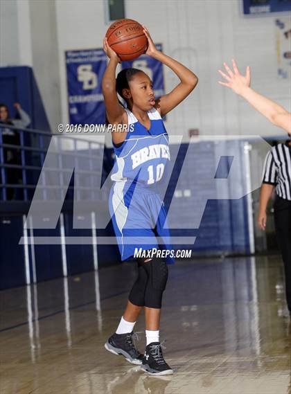 Thumbnail 3 in Alta Loma vs. Gabrielino (Shereise Edmonds Memorial Tournament) photogallery.