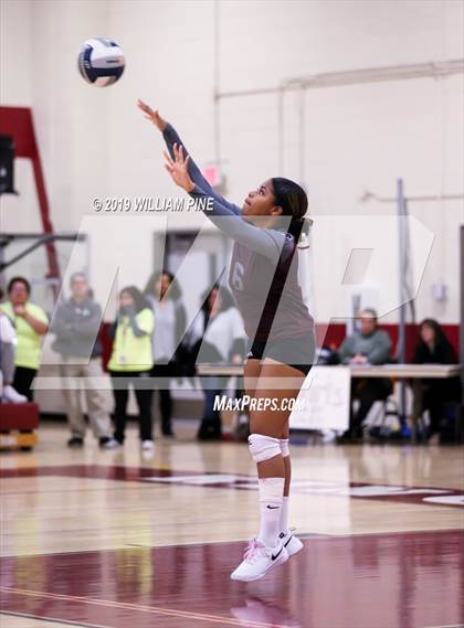 Thumbnail 3 in Valhalla vs. Millbrook (NYSPHSAA Class C Regional Semifinal) photogallery.
