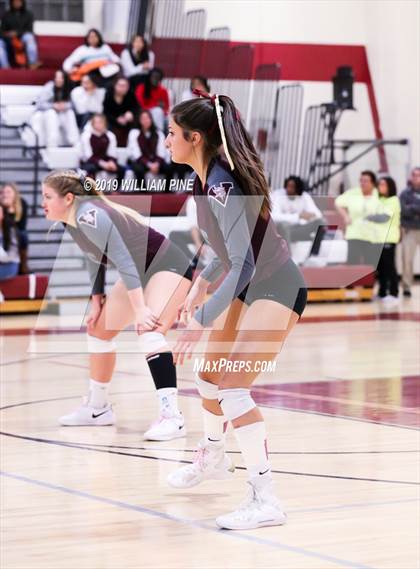Thumbnail 3 in Valhalla vs. Millbrook (NYSPHSAA Class C Regional Semifinal) photogallery.