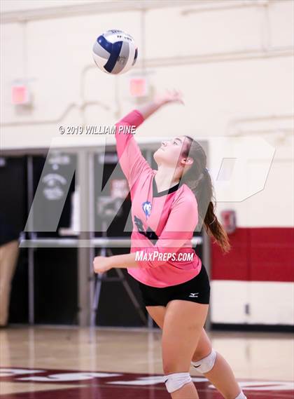Thumbnail 2 in Valhalla vs. Millbrook (NYSPHSAA Class C Regional Semifinal) photogallery.