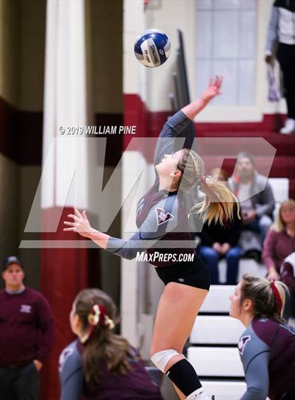 Thumbnail 2 in Valhalla vs. Millbrook (NYSPHSAA Class C Regional Semifinal) photogallery.