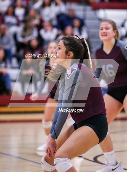 Thumbnail 1 in Valhalla vs. Millbrook (NYSPHSAA Class C Regional Semifinal) photogallery.
